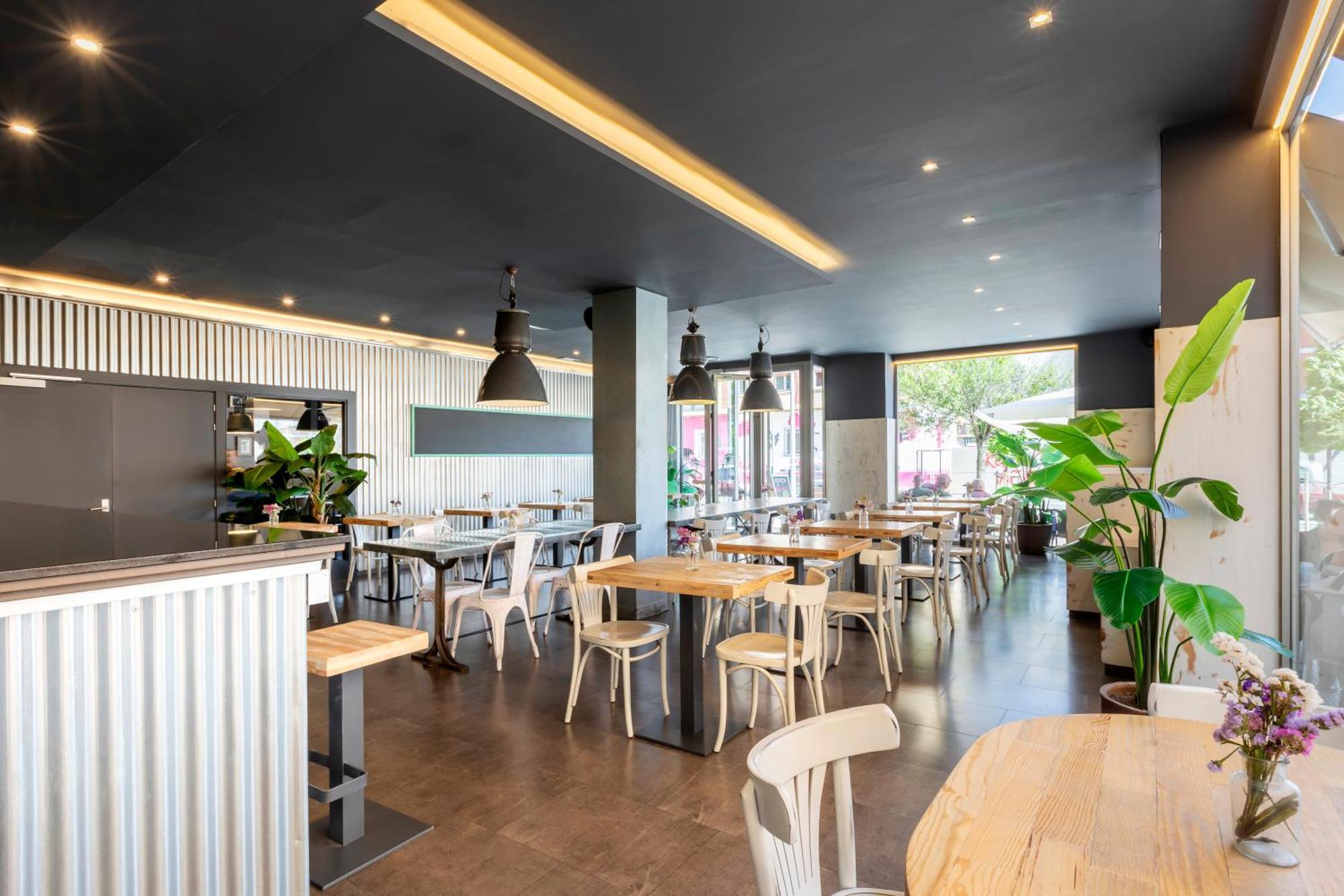 Suites Pamplona Plaza Екстериор снимка