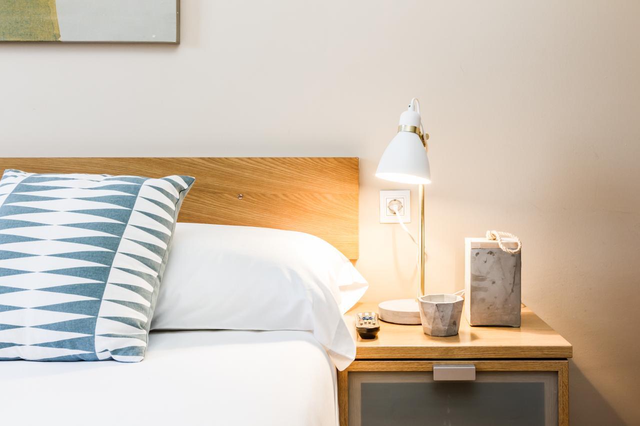 Suites Pamplona Plaza Екстериор снимка
