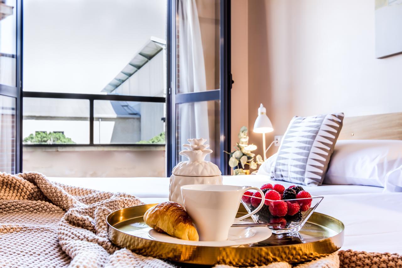 Suites Pamplona Plaza Екстериор снимка